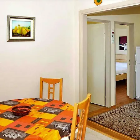 Im Haus Mira - Cin101009-dya * Lumbarda